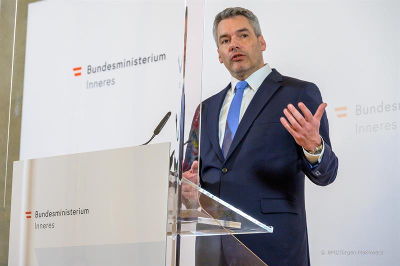 Extremismus – egal, ob er politisch oder religiös motiviert ist – hat in einer demokratischen Gesellschaft keinen Platz.