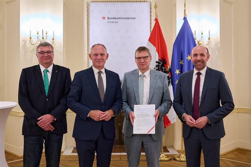 Angelobung von Leopold Holzbauer zum stellvertretenden DSN-Direktor und Leiter des Bereichs Staatsschutz